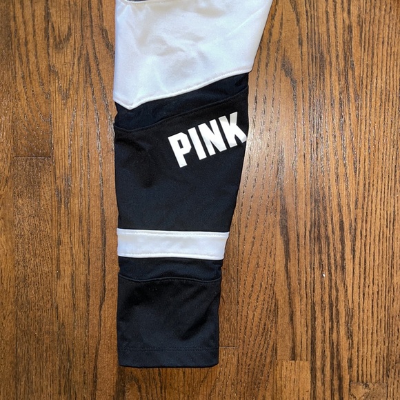 🎉HP 9-21💕 PINK Ultimate 7/8 Leggings - Picture 3 of 6